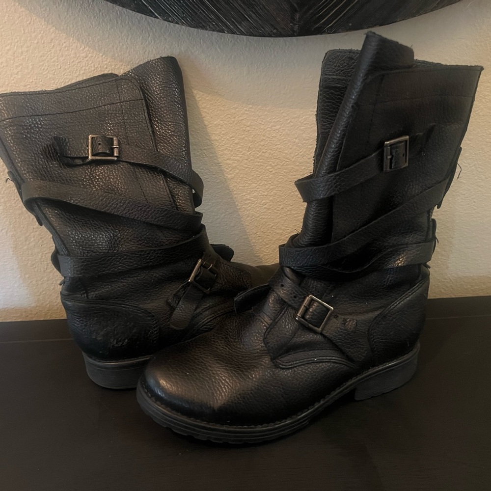 Steve Madden Black Leather Moto Buckle Boots